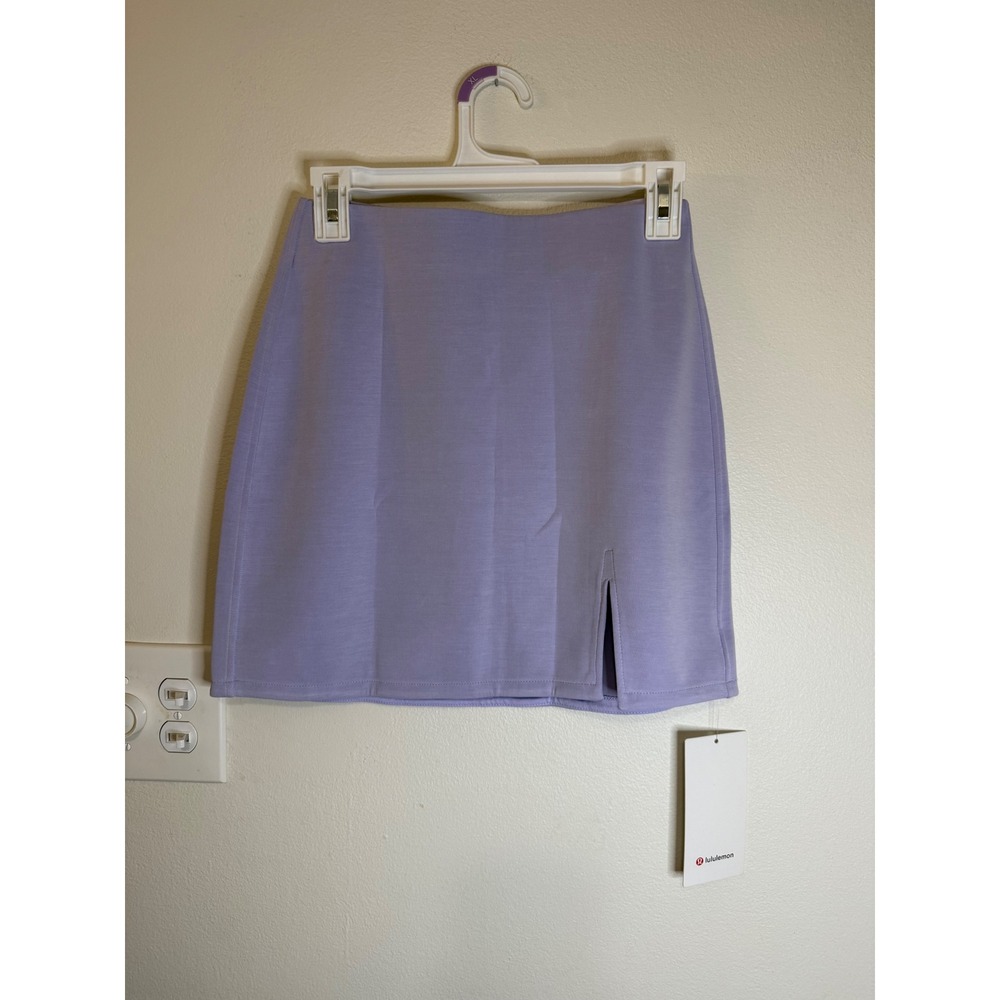 Lululemon Softstreme High Rise Mini Skirt Lavender Frost Size‎ XS NWT